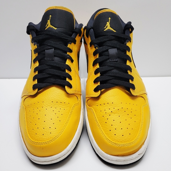 nike jordan 1 low university gold